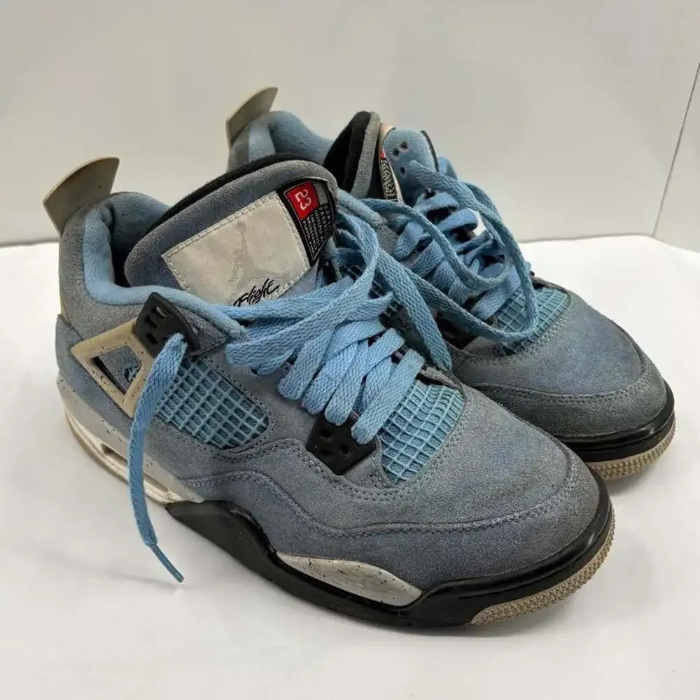 Nike Air Jordan 4 Retro University Blue